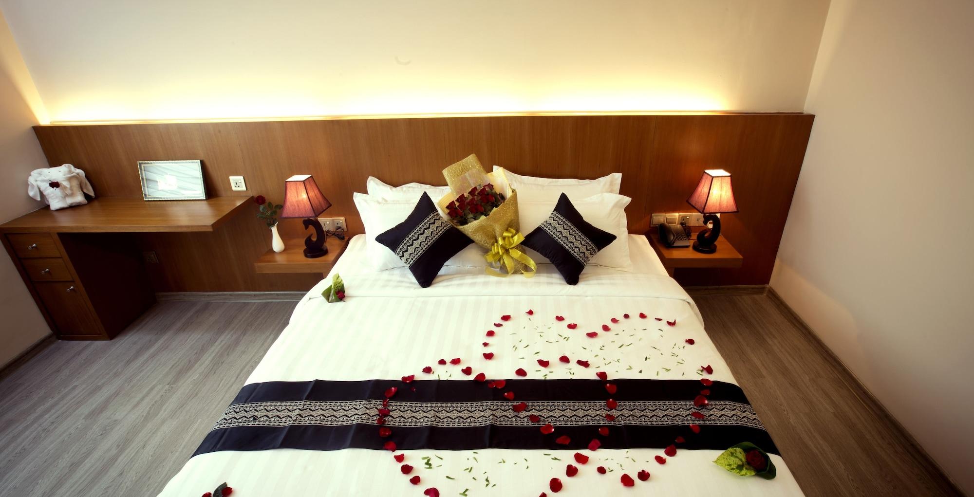 Elegant Hotel Pyi Thar Yar Yangon Ngoại thất bức ảnh