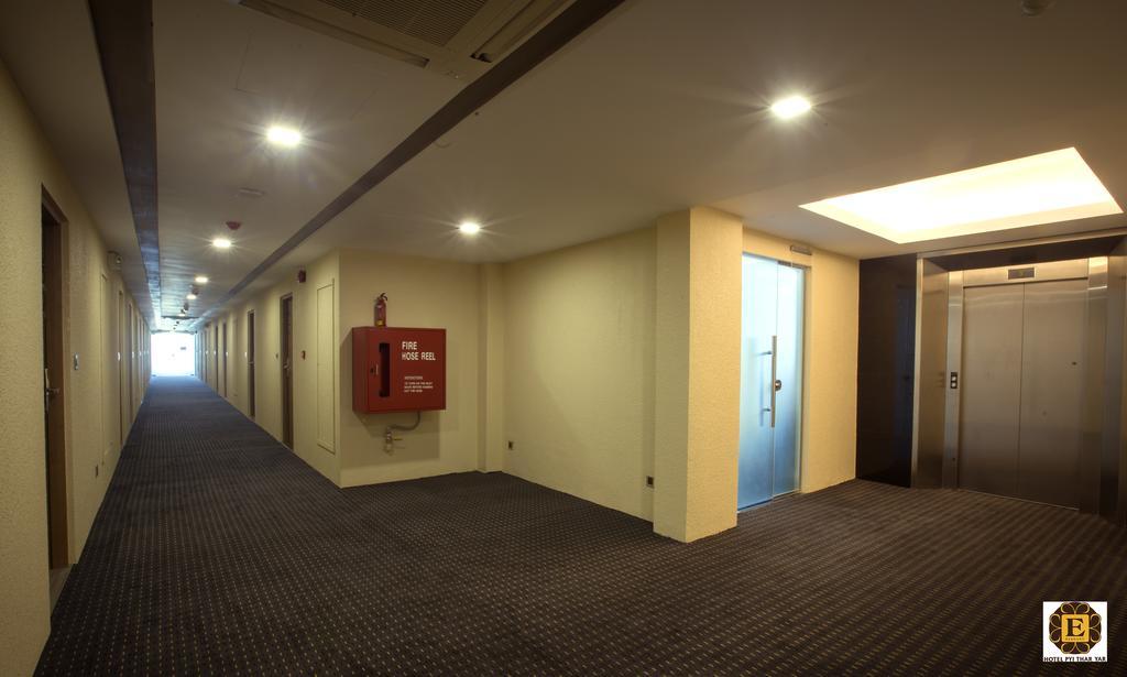 Elegant Hotel Pyi Thar Yar Yangon Ngoại thất bức ảnh