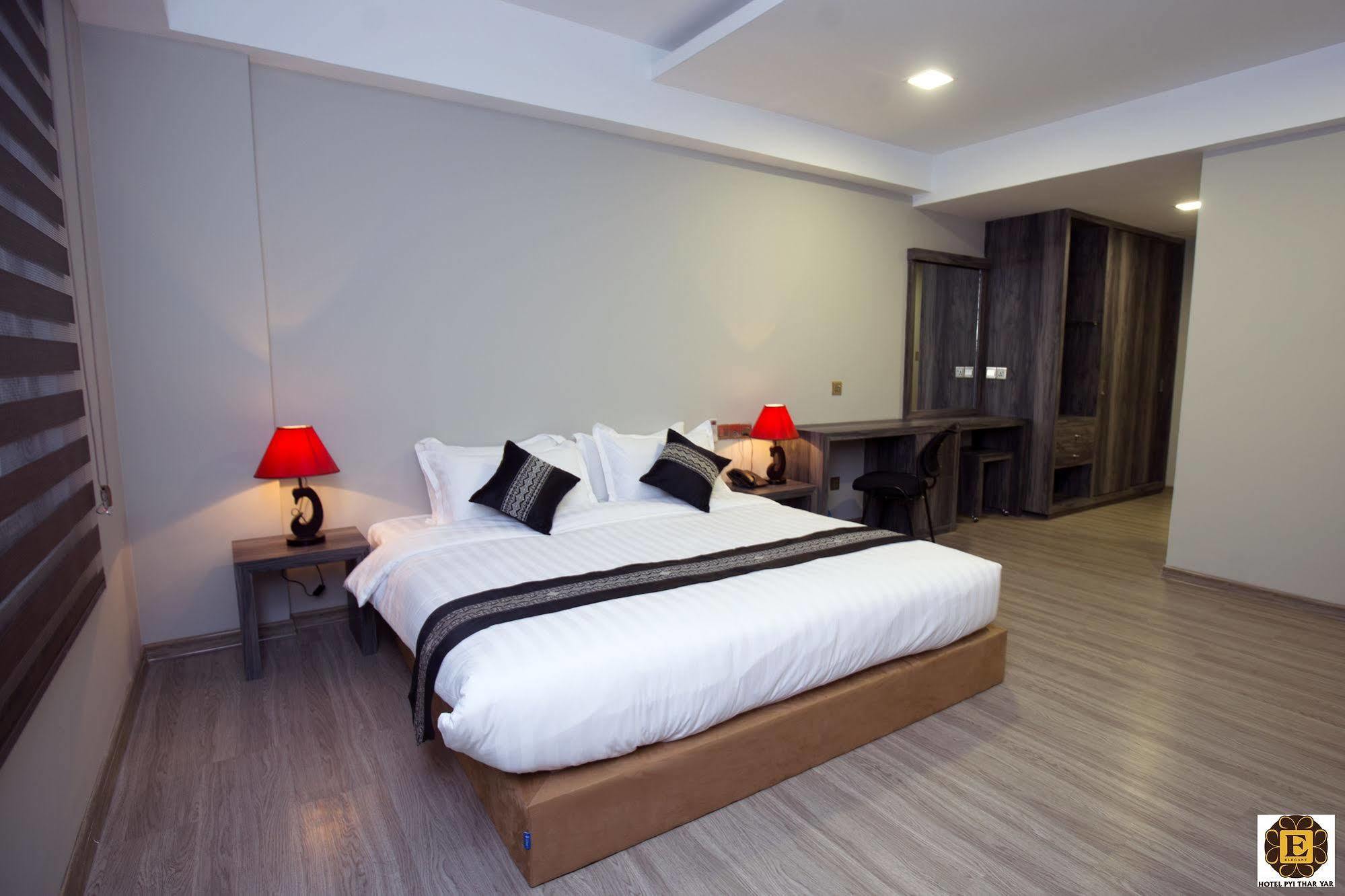 Elegant Hotel Pyi Thar Yar Yangon Ngoại thất bức ảnh
