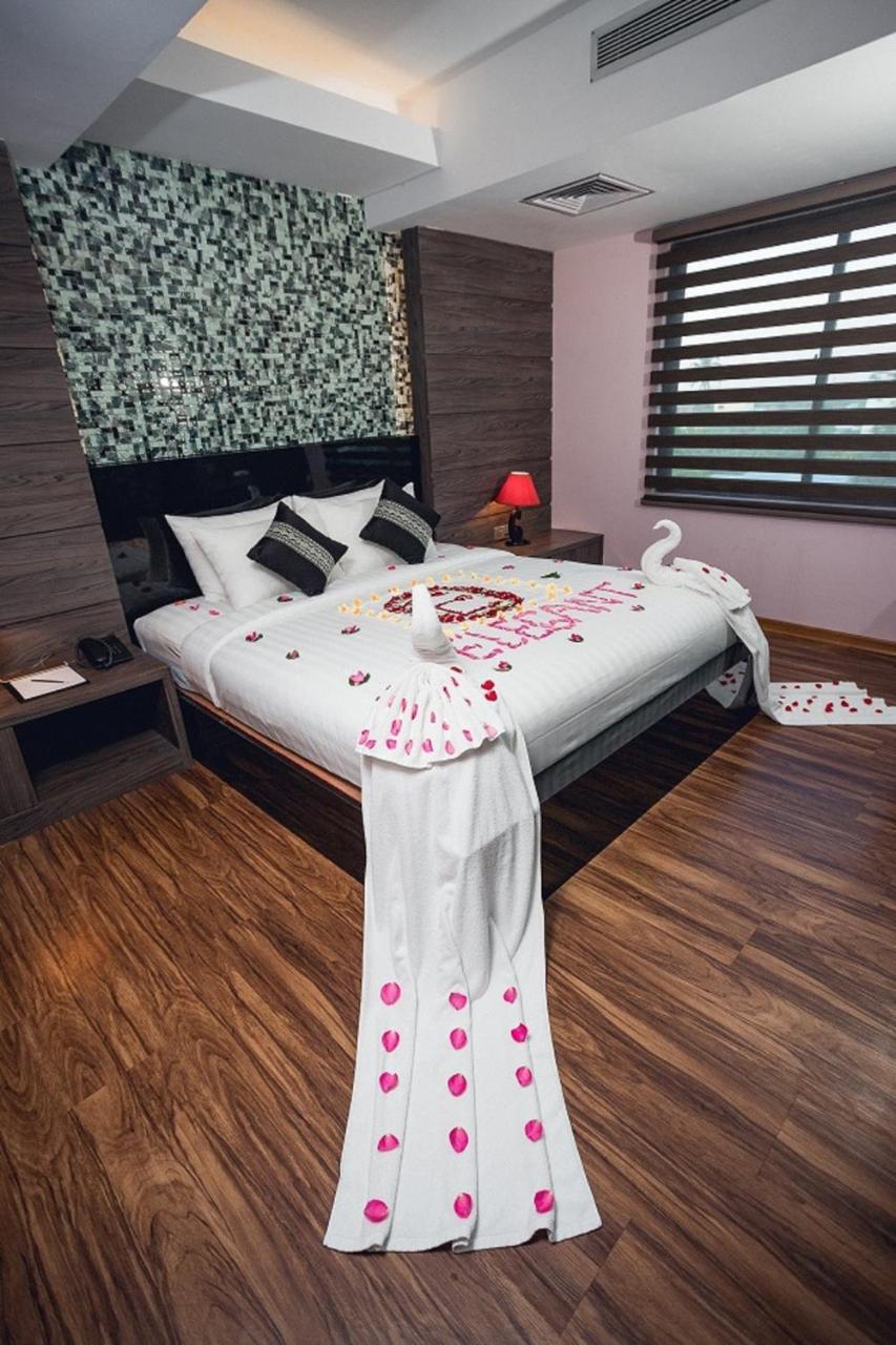 Elegant Hotel Pyi Thar Yar Yangon Ngoại thất bức ảnh